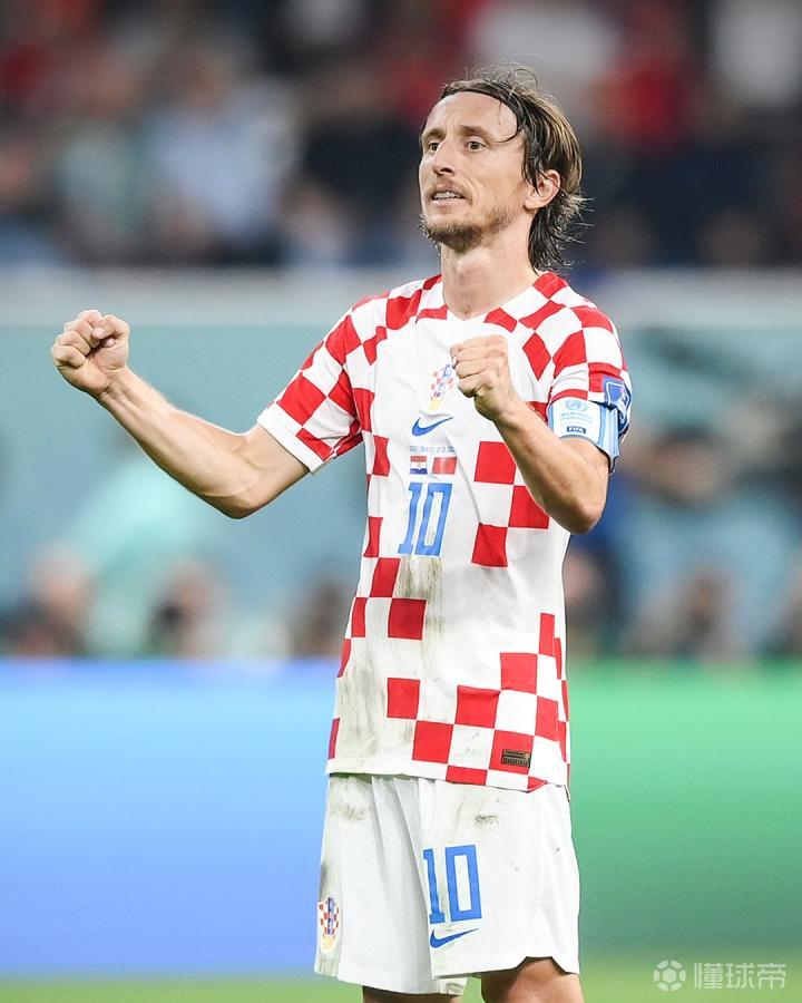 快船13分大胜重回第六！哈登29+6+6大杀四方，莱昂纳德末节超神